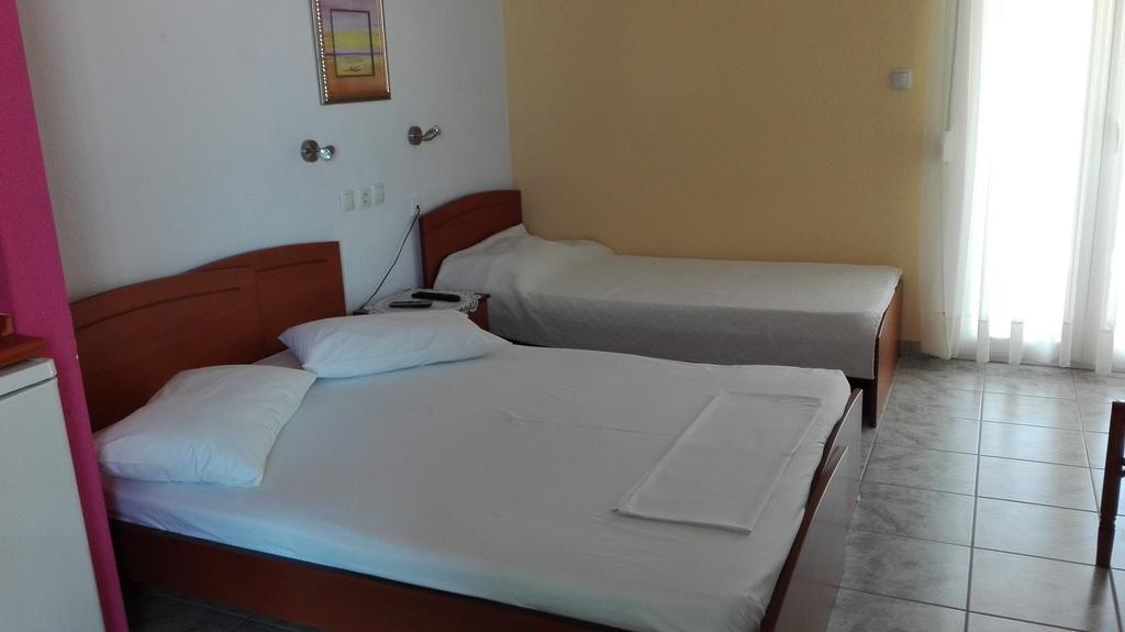 Familia Hotel Loutra Volvis Exteriör bild
